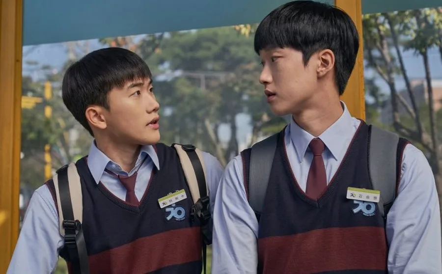 Heesu in Class 2