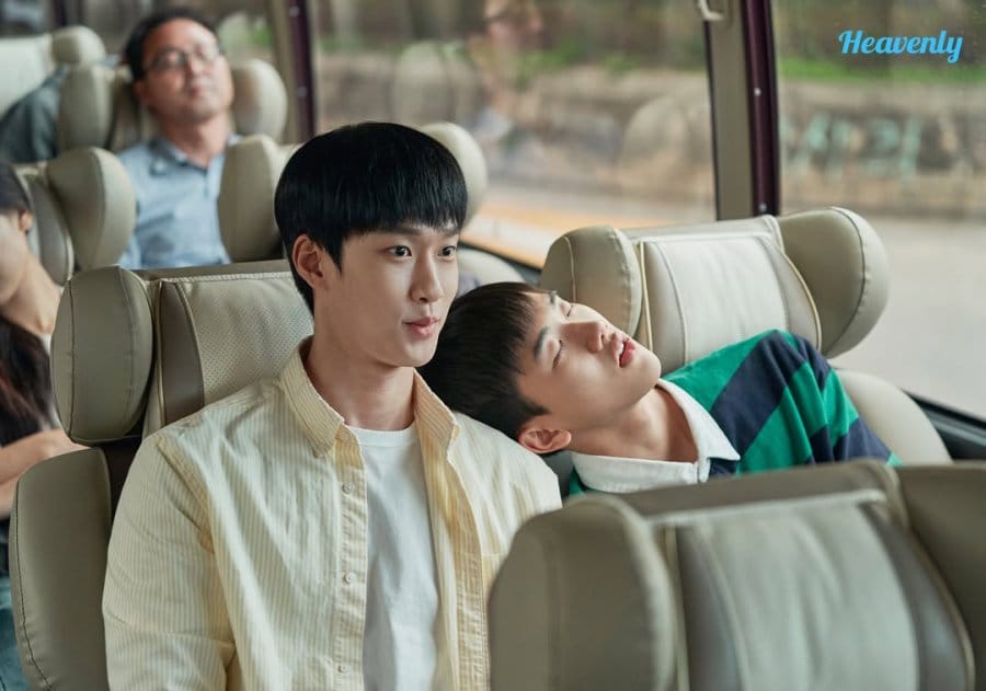 Heesu in Class 2