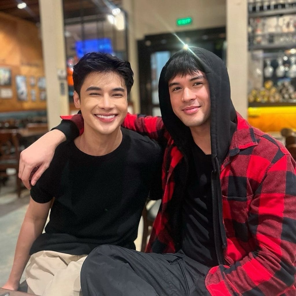 Miko Gallardo Aki Torres will star5 in The Boyfriend Express