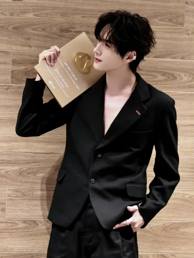 Zhan Xuan at weibo gala 2025